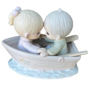1985 Precious Moments 'Friends Never Drift Apart' Figurine - Excellent Condition